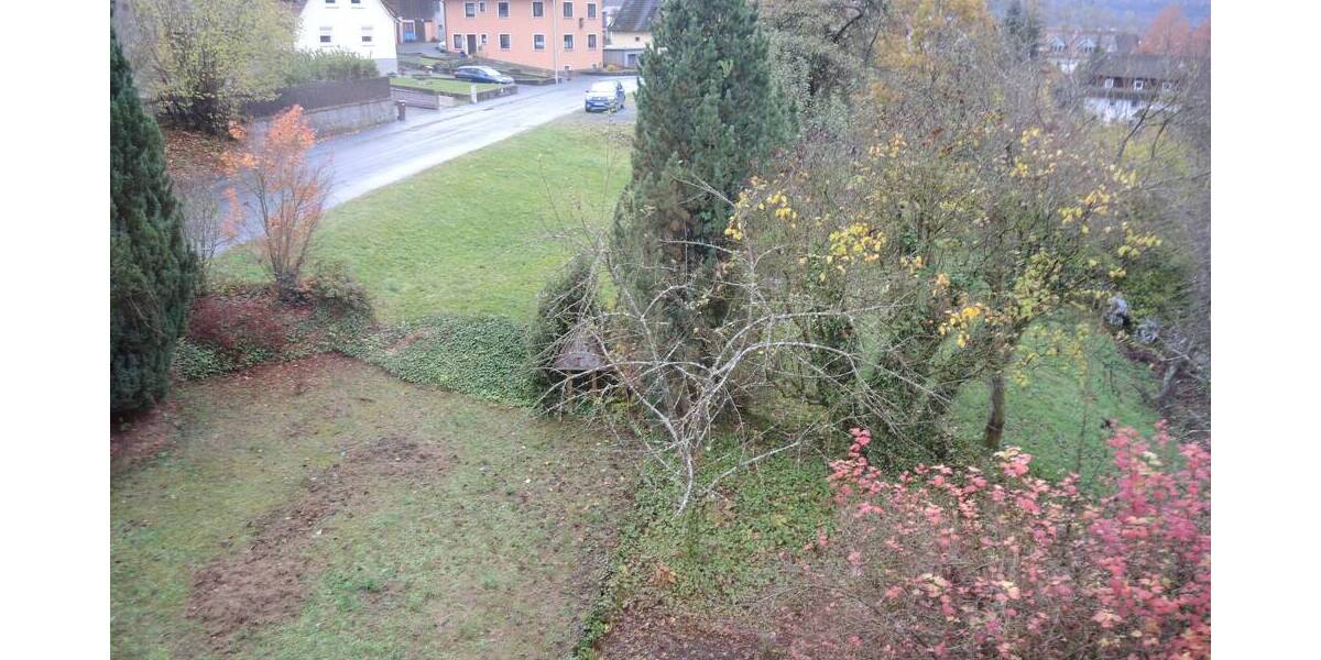 Einfamilienhaus Riedenberg - 8 Zimmer, 185 m&sup2;, 175.000&euro; | Angebot:25837168