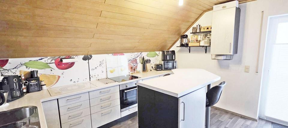 Dachgeschoßwohnung Freiensteinau - 4 Zimmer, 103 m&sup2;, 640&euro; | Angebot:26004731