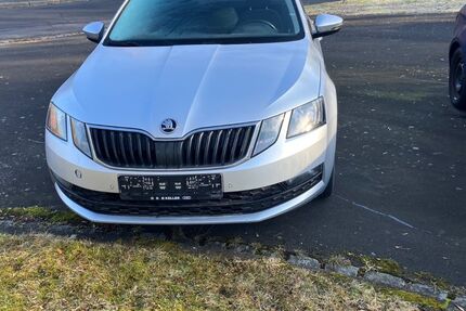 Skoda Octavia 268.700 km 7.600 &euro; Wildflecken 97772