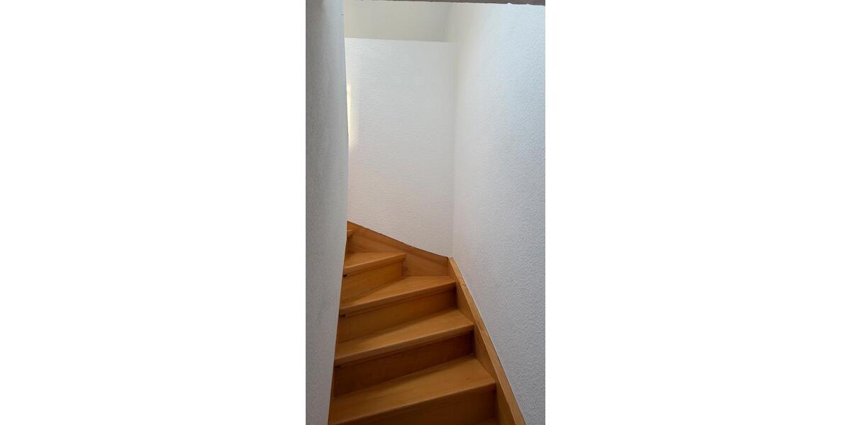 Dachgeschoßwohnung Fulda - 2 Zimmer, 60 m&sup2;, 750&euro; | Angebot:25407882