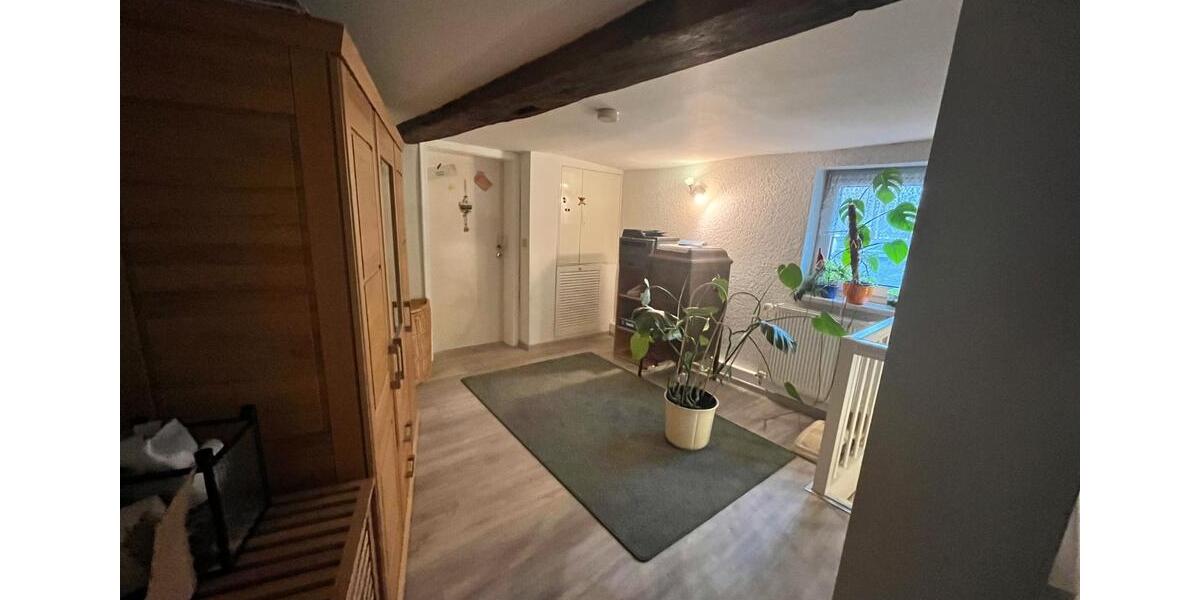 Bauernhaus, Landhaus Haunetal - 6 Zimmer, 150 m&sup2;, 180.000&euro; | Angebot:26933139