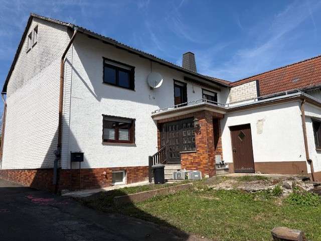 Einfamilienhaus Grebenhain - 6 Zimmer, 160 m&sup2;, 199.000&euro; | Angebot:26301742