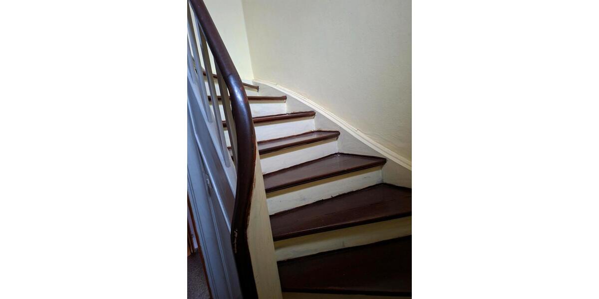 Einfamilienhaus Bad Salzschlirf - 8 Zimmer, 240 m&sup2;, 135.000&euro; | Angebot:23580955